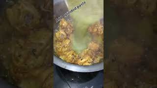 Spicy Green Chicken Gravy #chicken#gravy#chickencurry#nonvegrecipe#youtube#shorts