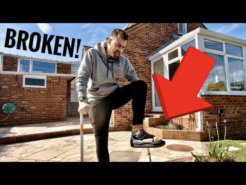 NO RUNNING FOR 6 WEEKS. How I broke my foot (running injury rehab awaits)