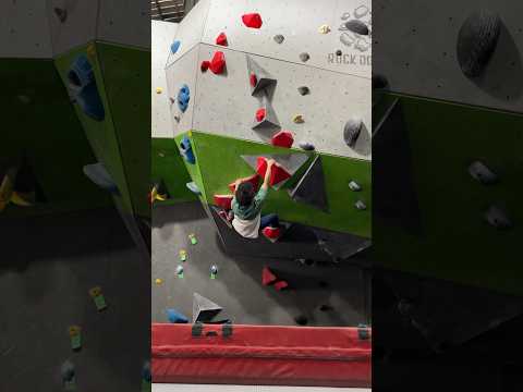 Comp wall dual-tex warm up #bouldering #thailand