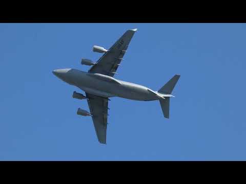 USAF Demo C17 and F22 at Oshkosh