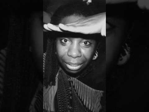 Photographer Robert Rosen discusses encountering Nina Simone in 1981 at a London nightclub.