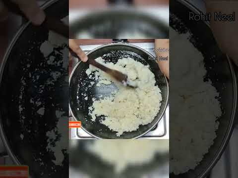 नवरात्रि व्रत स्पेशल लड्डू 😋 Navratri Vrat Recipe #shorts #rohitneel #vratrecipe #coconutladdoo