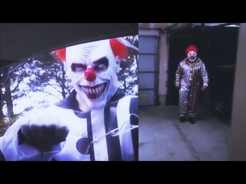 28 Most Scariest Creepy Clown Sightings Captured on Film