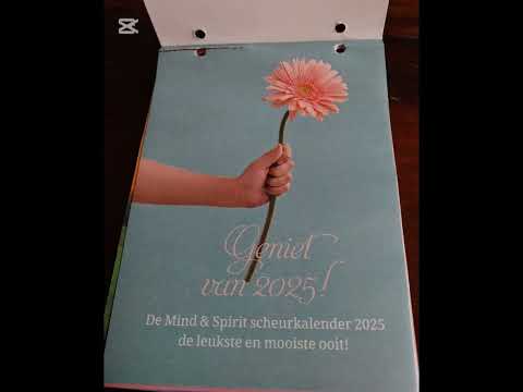 GELUKKIG NIEUW JAAR!DE NIEUWE GEZEGDE KALENDER IS HIER VOOR 2025!#fyp #tarot #quotes