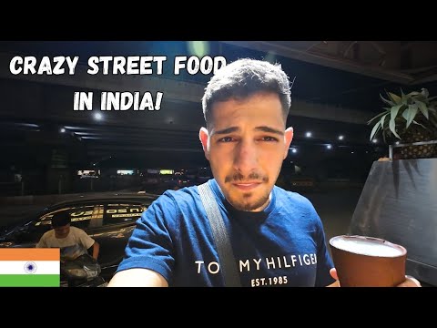 Trying Random Street Food in Delhi 🇮🇳