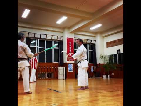 Bo vs Kama practice 棒対鎌研究中 #信武舘 #古武道 #karate #shimbukan #okinawa #kobudo #沖縄 #空手