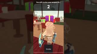 Play a sheriff round with me #roblox #beats #mm2 #youlllovewhatwedo #mcplay #minimix #mymix #callyou