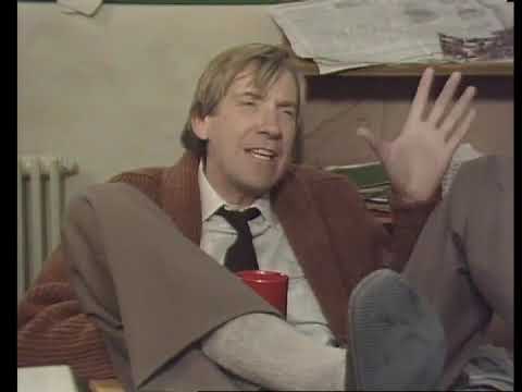 Hold the Back Page - episode 3 - starring David Warner (1985)