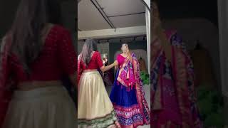 #lehengacholi #trendinglehangas #lehenga_chunni_mein