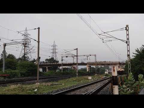 First LHB run!! 18238 CHATTISGARH EXPRESS with new branded LHB coaches lead by bhilai WAP-7