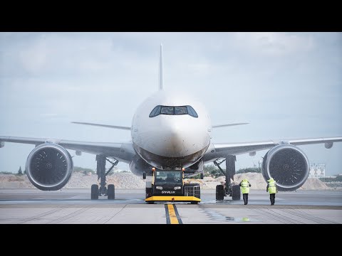 In the making：Our 1st A330neo｜STARLUX Airlines