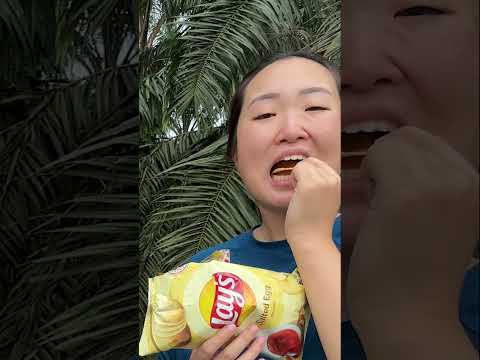 Hot Chili SQUID LAY'S Chips taste test #shorts #snack #malaysia #vlog #foodreview #mukbang #asmr