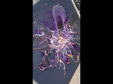 #shorts Dark & Delicate Floating Bloom #acrylicpouring #fluidart #abstract #fluidpaintingart