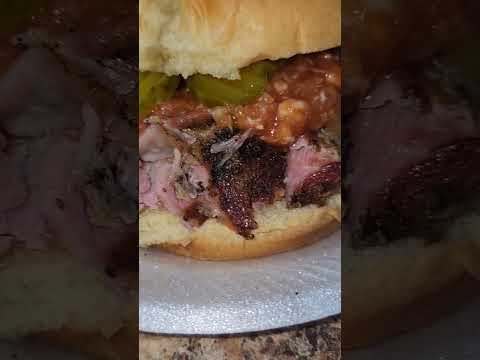 #pulledpork #reels #food #foodie #shortsvideo #bbq #cooking #shorts #shortsfeed #short #friday #yum