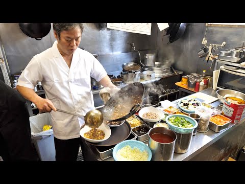 Super Fast Chinese Wok SKills at the Authentic Chinese Restaurant!