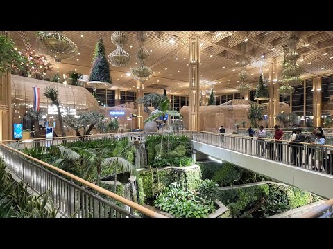 Inside one of the worlds Best #airport terminals - #bangaloreairport newly opened, award winning T2