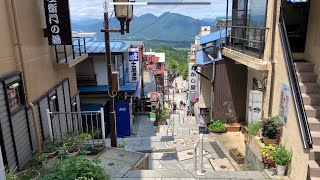 伊香保温泉で散歩　温泉飲み場から石段下まで　群馬県渋川市 Take a walk in Ikaho Onsen. Gunma Japan