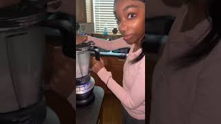 My sisters powdery ice tutorial #iceeatingasmr #shavedice