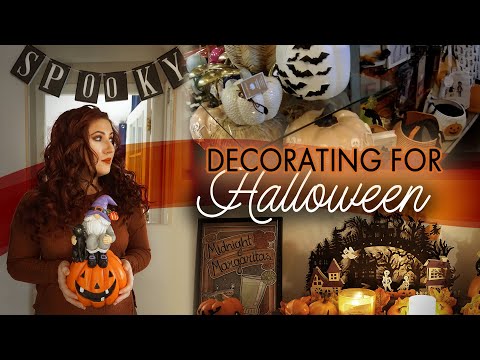 Decorating for Halloween UK 👻🎃🕸 Spooky Season Decorations (Halloween Haul) ~ The Home Diaries part 3