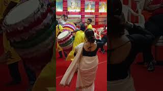 #mumbaidurgapuja #viralvideo #viralvideo #bengali #navratrispecial #beautiful #mumbaidancers,