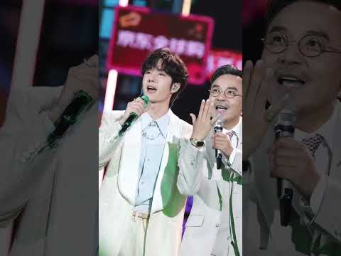 [Fancam] 王一博大张伟汪涵《再回首真开心》Wang Yibo, Da Zhangwei, Wang Han "Happy to Look Back"