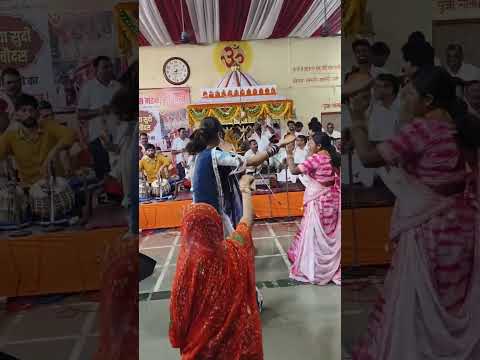 Desi bhajan Marwadi dance super last tak dekna #marwadibhajan2023 #marwadicomedy