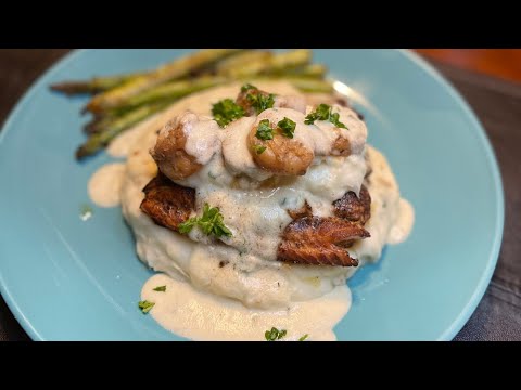 Seared Salmon with Homemade Garlic & Lemon sauce  #Salmon #Homecook #Homemade #Shrimp