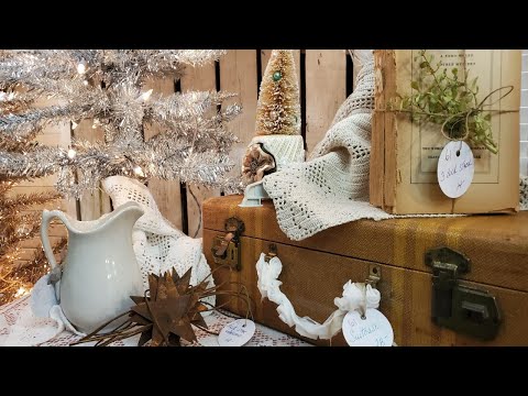 HOME DECOR Christmas Booth TOUR 2022 | Shabby French Farmhouse | Vintage Holiday Decorations