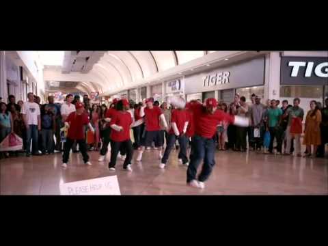 Street Dance 3D (mall dance ) scene