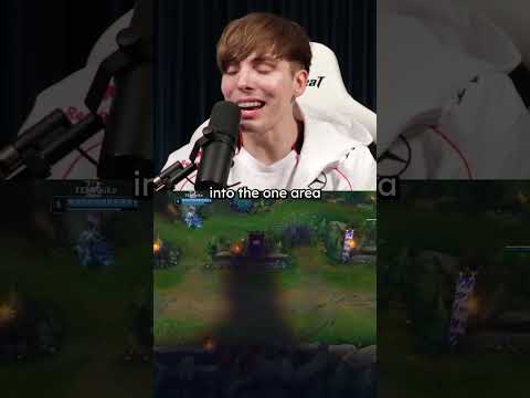 Best Fog of War Play in Professional League of Legends #leagueoflegends #lol #riotgames