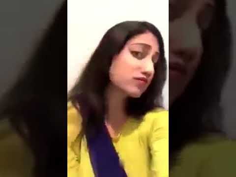 desi bueatiful girl showing moves funny style