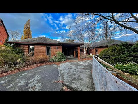 War Veteran’s Mysterious ABANDONED 1960’s Dream Mansion Forgotten In The Woods | UNTOUCHED FOR YEARS