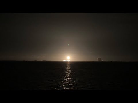 Nighttime SpaceX Rocket Launch and everyone chants USA USA and Trump Trump!!!!