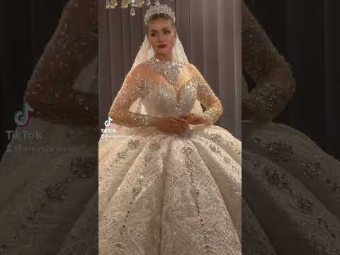 Amanda Novias  for  your luxury wedding dress dream