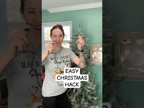 Easy Christmas Hack 🎄 #christmashacks #christmasdecoratingideas