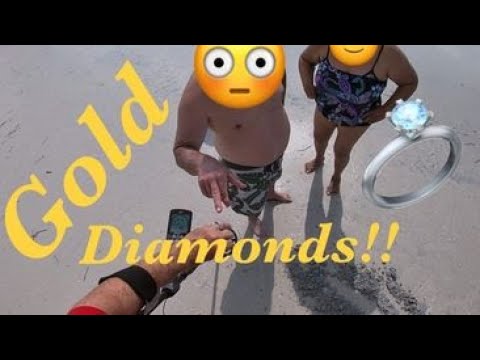 I Had To Look Twice!! Huge Diamond Ring Found!!