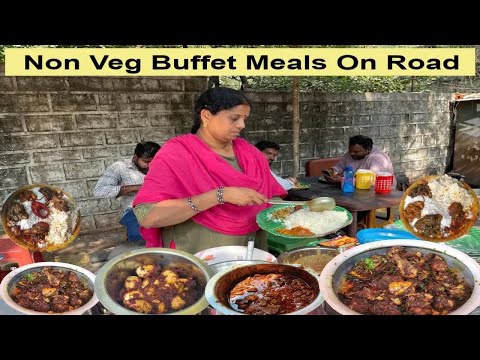 Hard Working Women Selling Cheapest Roadside Unlimited Meals || Hyderabad Famous Aunty Street Food