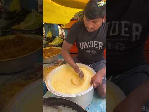 Bulk making of Mirchi Vada in Kolkata #kolkatafood #ytshorts