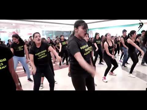 Flash Mob | Footloose Dance Academy | Pune Biggest Flash Mob