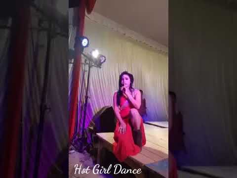 hot dance by girl in bhojpuri song