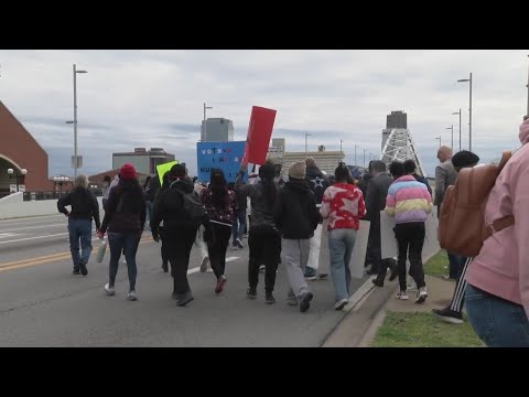 Little Rock NAACP host march on Broadway Bridge to commemorate 60th anniversary of Bloody Sunday