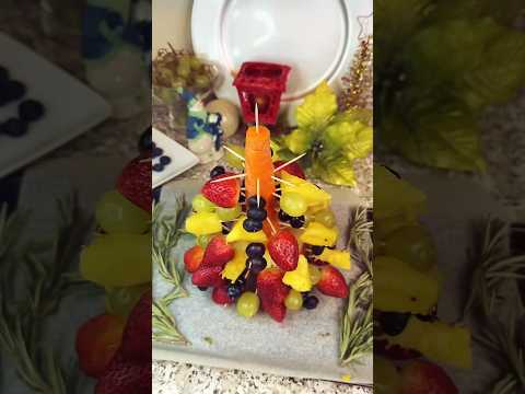 DIY Edible Fruity Christmas Tree #givingtree #food #fruit