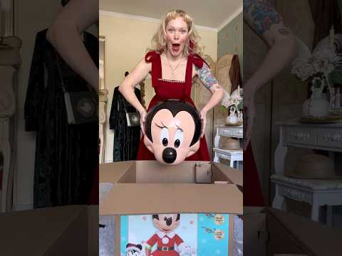 Comment 🦆 to see Donald next! Unboxing the viral  the viral Mickey , Minnie & Donald animatronics!