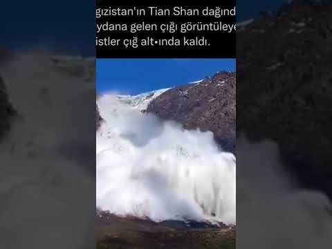 Kırgızistan’da turistleri yutan çığ