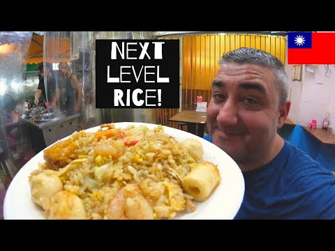 UNBELIEVABLY DELICIOUS TAIWANESE FRIED RICE!! 🇹🇼