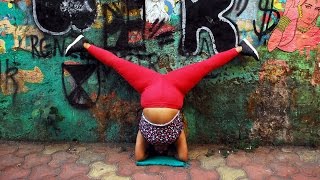 Curvy Yogi Promotes Body Positivity On The Streets Of Mumbai