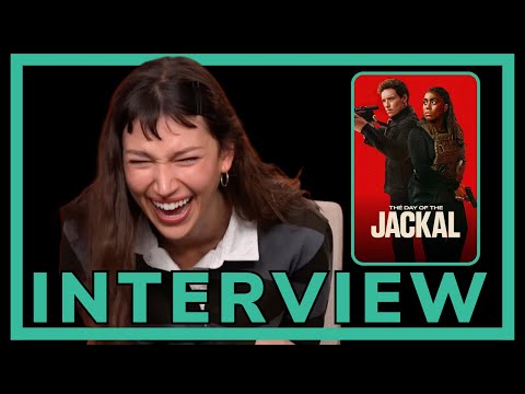 ÚRSULA CORBERÓ reacts to EDDIE REDMAYNE childhood story during THE DAY OF THE JACKAL interview