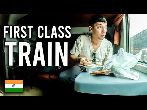 $22 FIRST CLASS TRAIN NJP to Kolkata 🇮🇳