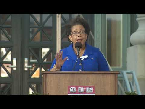 Loretta Lynch delivers Class Day remarks