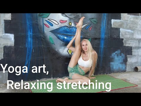 Yoga art, relaxing leg stretching 💙🕉 #hotyoga #bikiniyoga #relax #yogachellenge 💛